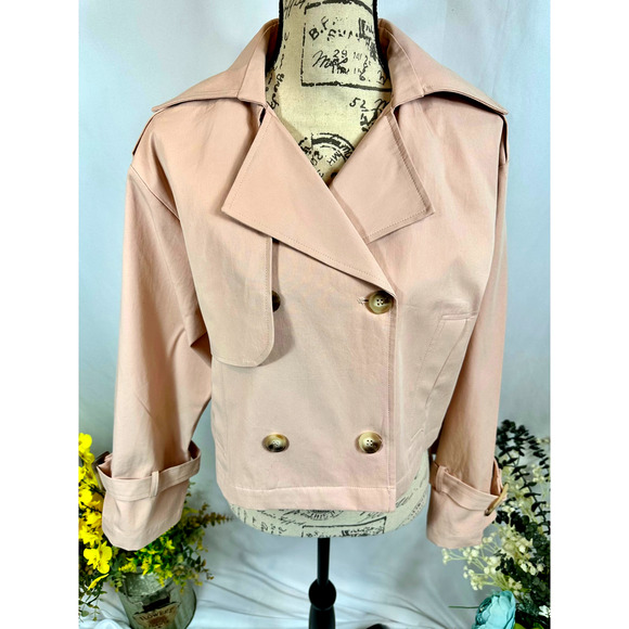 Elodie Eleanor Cropped Buckle Cuff Trench Coat Baby Pink size M - Picture 3 of 12
